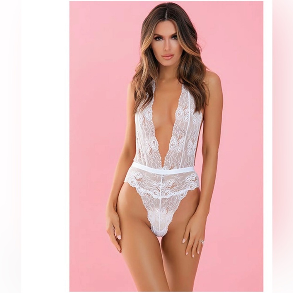 NWT Ladies René Rofé White Lace Halter Backless Bodysuit Sz. S/M Bridal - Picture 13 of 14